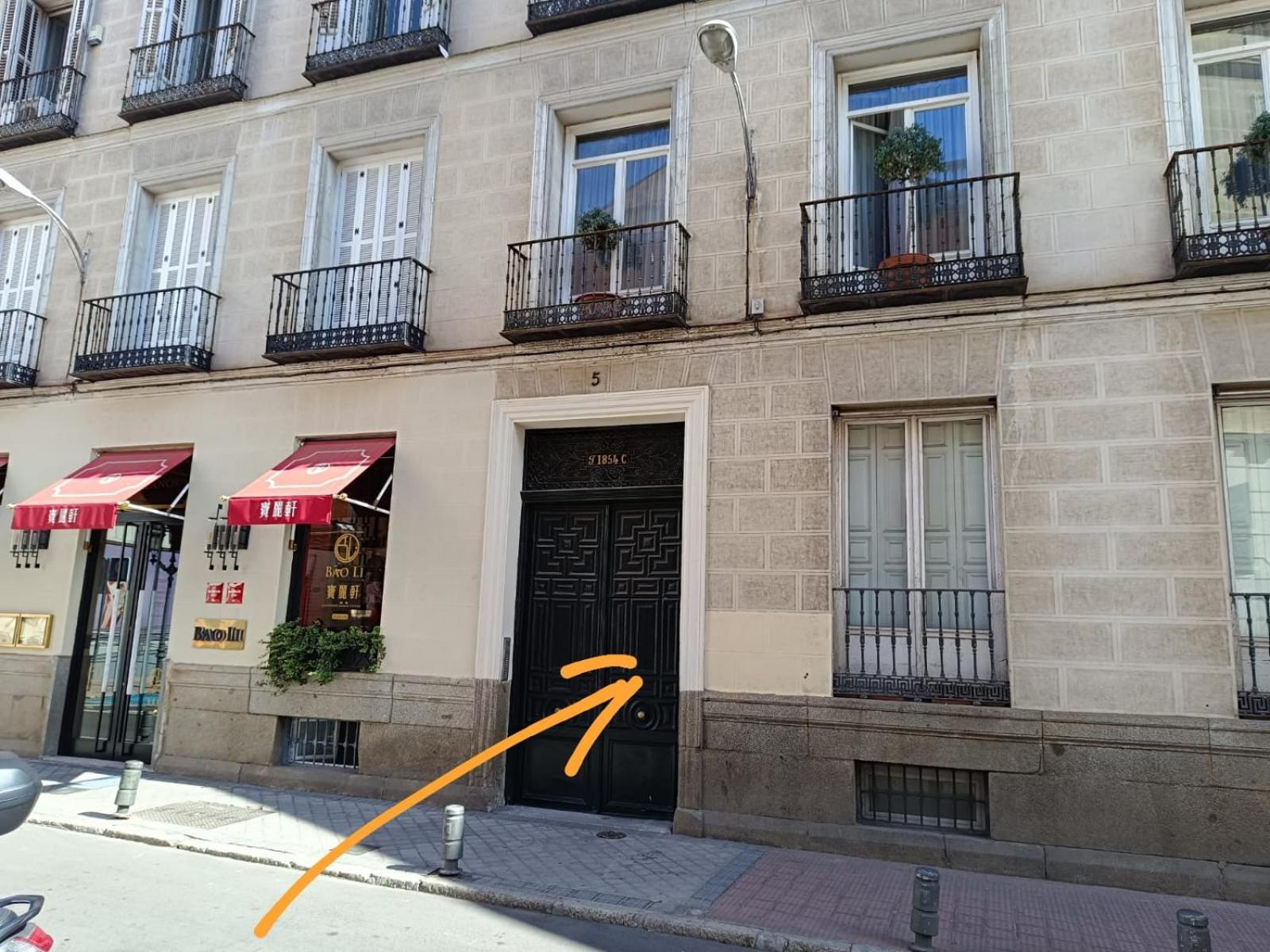 Hostel Latimoamericano Masculino Madrid Exterior foto
